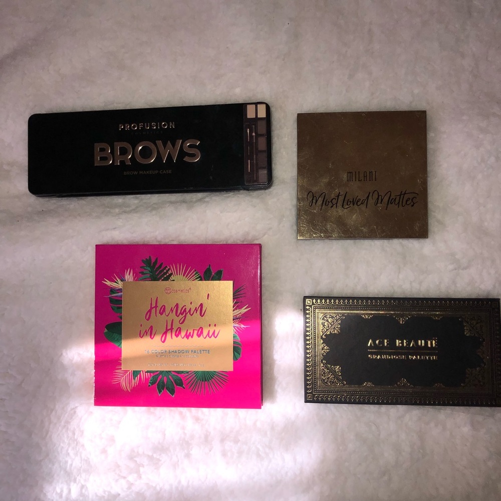 Cosmetic Bundle